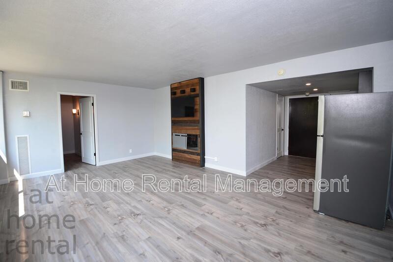 410 W 7th St #430 - 1 property image