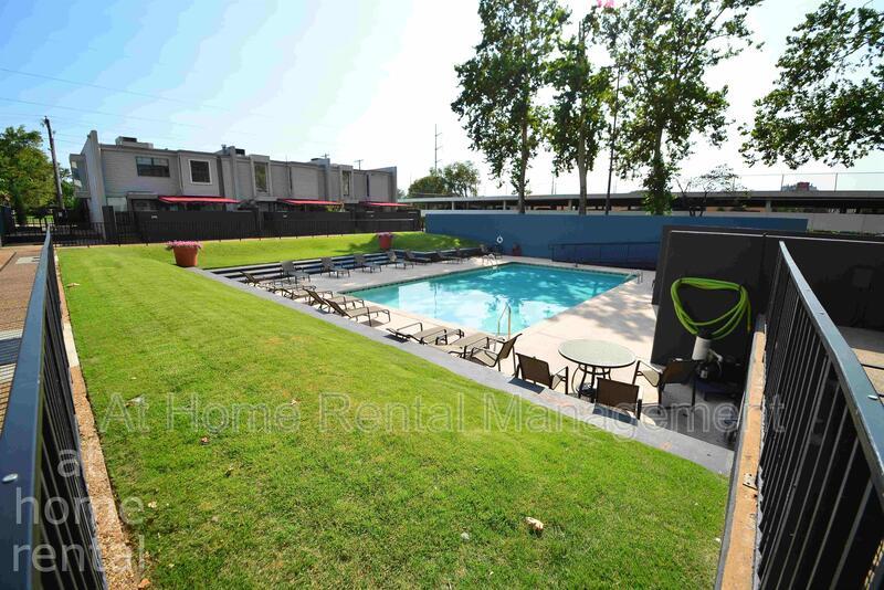 410 W 7th St #430 - 1 property image