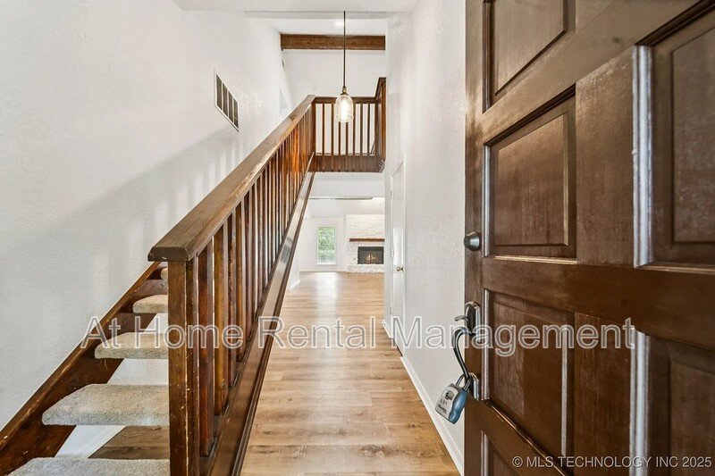 6947 South 30th West Avenue property image