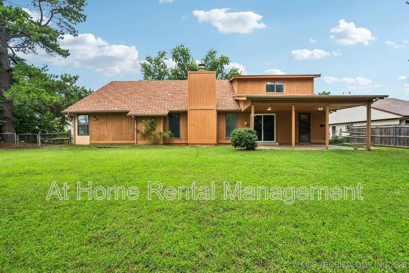 6947 South 30th West Avenue property image