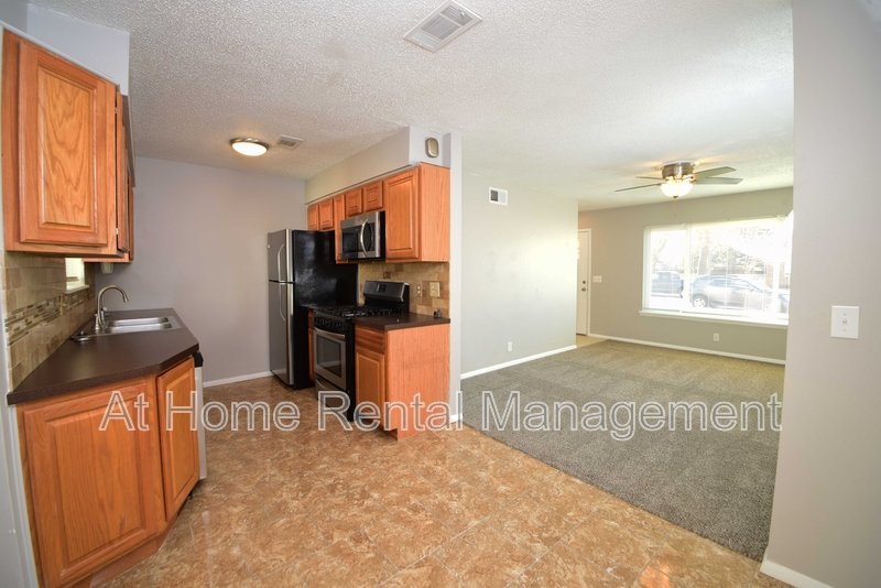 2485 South 127th East Avenue property image