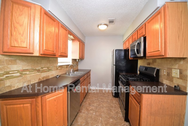 2485 South 127th East Avenue property image