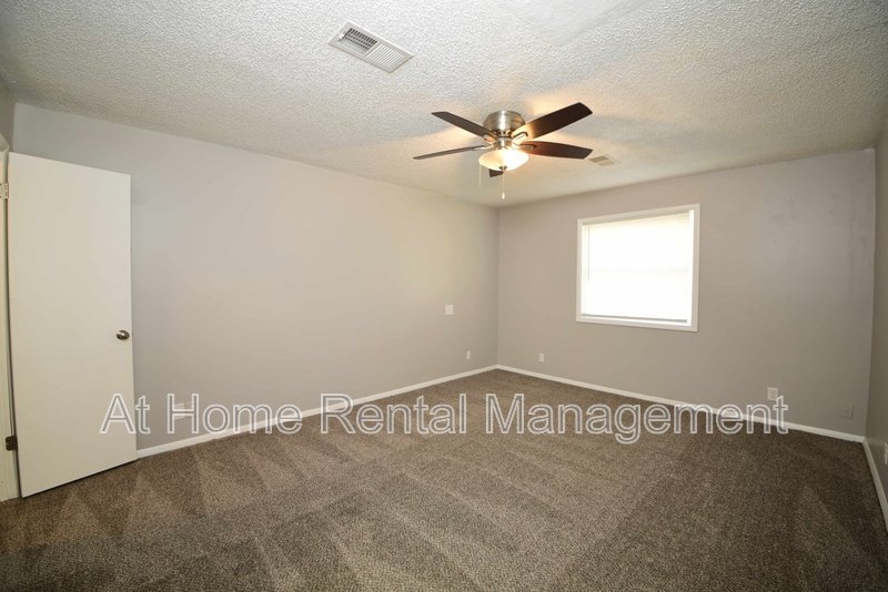 2485 South 127th East Avenue property image