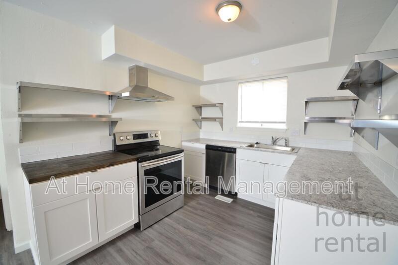 3821 South 93rd East Avenue property image