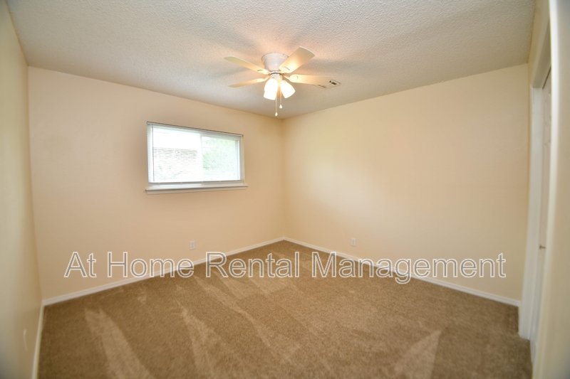 401 North Fir Place property image