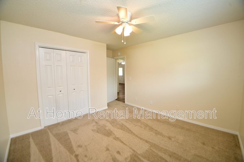 401 North Fir Place property image