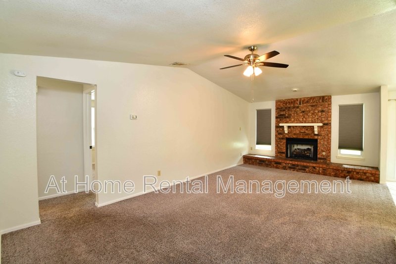 10056 South 91st East Avenue property image