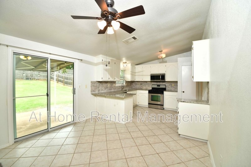 10056 South 91st East Avenue property image
