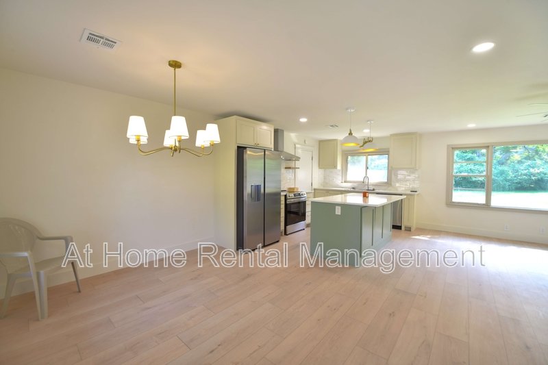3823 South Indianapolis Avenue property image