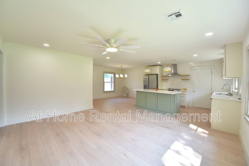 3823 South Indianapolis Avenue property image