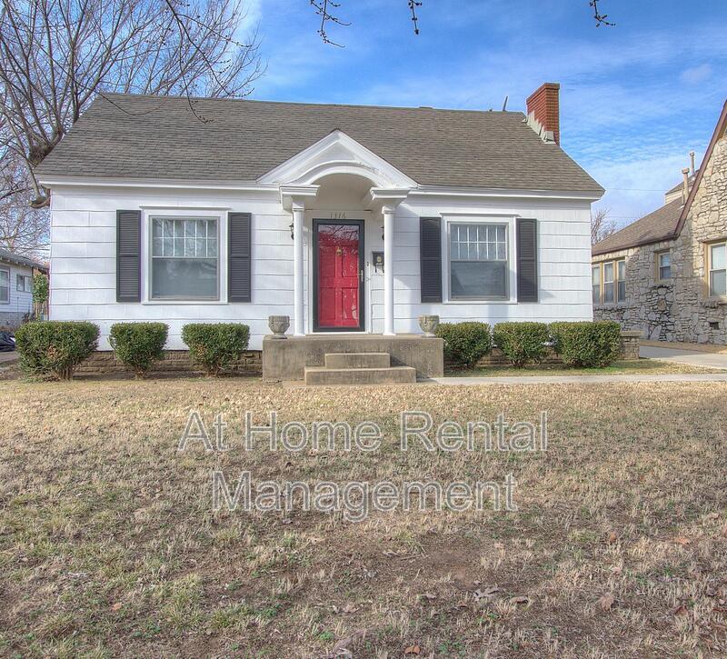 1316 South Knoxville Avenue property image