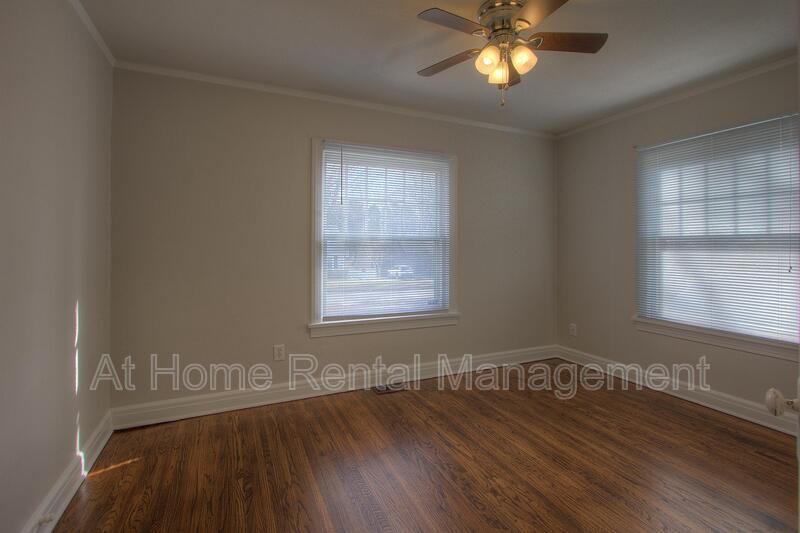1316 South Knoxville Avenue property image