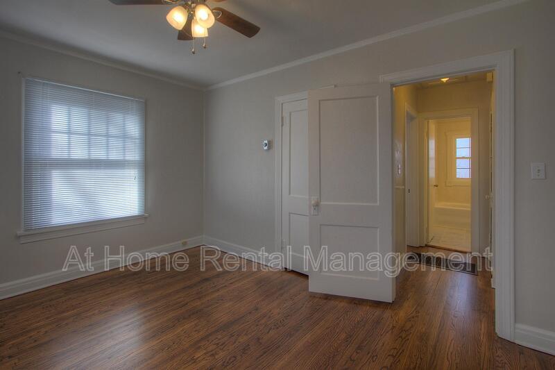 1316 South Knoxville Avenue property image