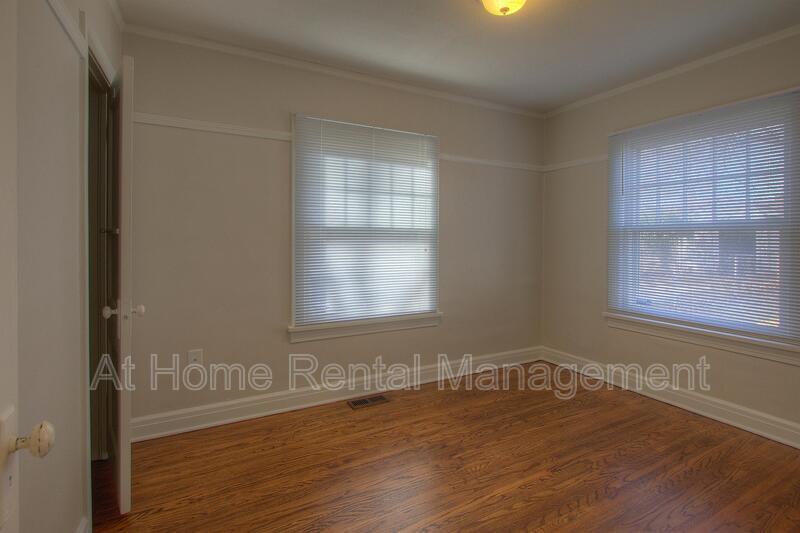 1316 South Knoxville Avenue property image