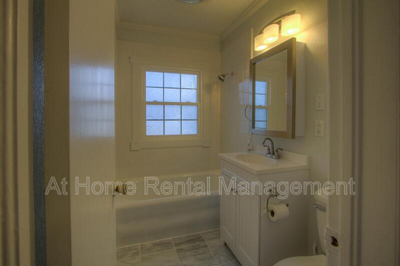 1316 South Knoxville Avenue property image