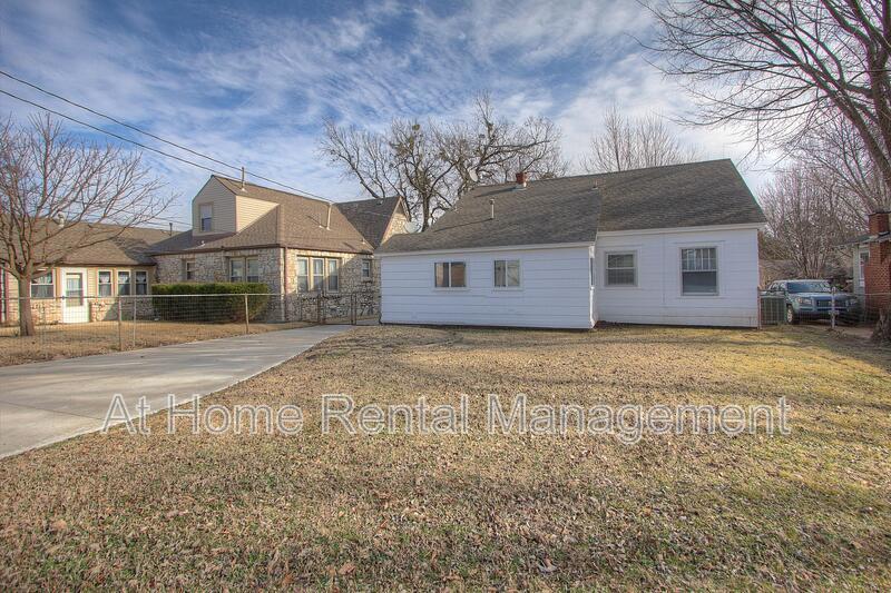1316 South Knoxville Avenue property image